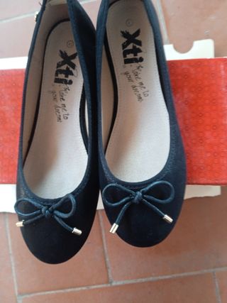 Bailarinas negras XTI -talla 40