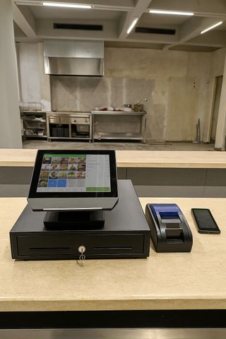 TPV Táctil + comandero + 2 Impresoras + cajón