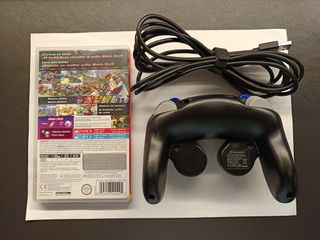 Nintendo Switch Mario Kart Deluxe + mando GameCube