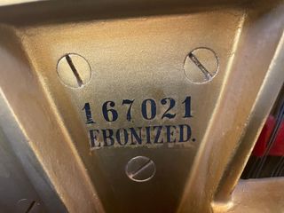 Piano pared Stenway & Sons New York