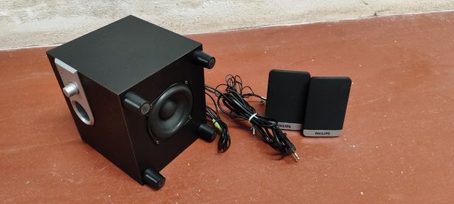 Altavoces Philips 2.1