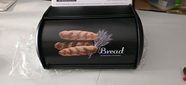 Porta pane Quttin - metallo nero