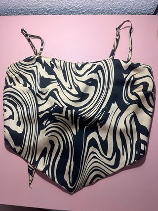 Top tirantes estampado- beige y negro