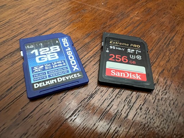 Panasonic LUMIX GH5 + Objetivo 12-32mm + 35mm 1.7