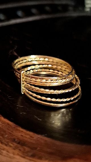 Anillo Semanario Dorado
