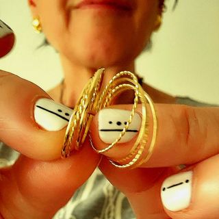 Anillo Semanario Dorado