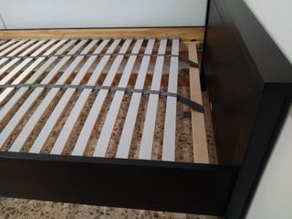 Estructura de cama Hemnes 90x200 + somier