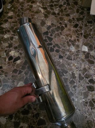 Tubo escape moto Thunder