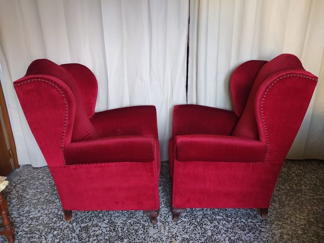 Sillones orejeros vintage terciopelo rojo