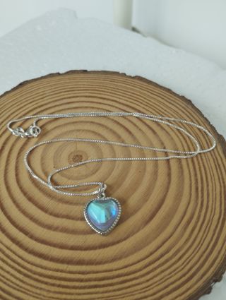 Collar corazón piedra lunar