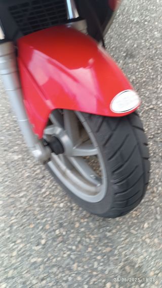 Gilera Runner 125 4T - Roja