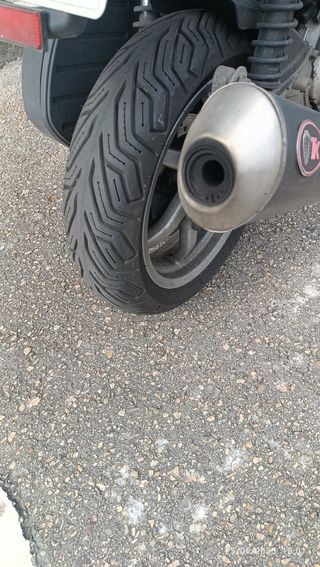 Gilera Runner 125 4T - Roja