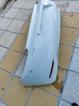 Paragolpes trasero VW Scirocco blanco