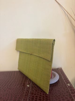Bolso de mano verde oliva