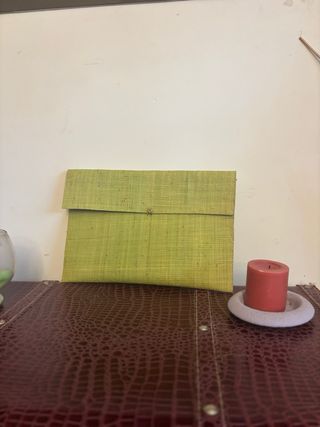 Bolso de mano verde oliva