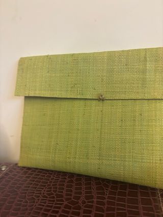 Bolso de mano verde oliva