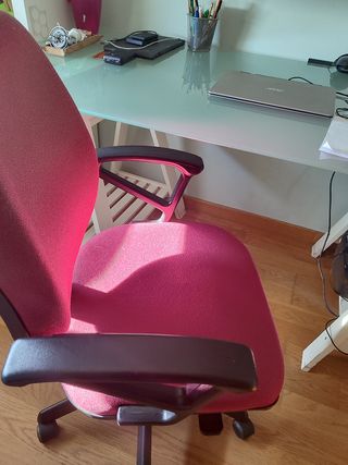 Silla oficina rosa - giratoria