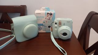 Fujifilm Instax Mini 9 + Accesorios