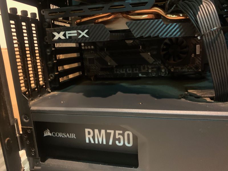 Torre de Ordenador PC  (valor de las piezas 1400€) afbeelding 5