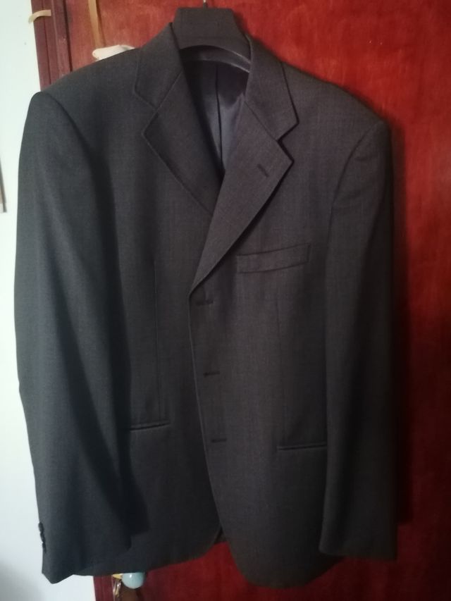 Giacca tg. 52 
tessuto fresco lana