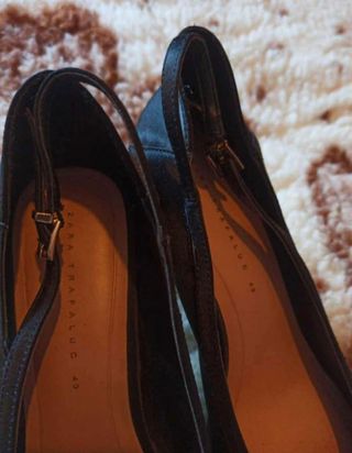 Zapatos Zara Trafaluc negros, talla 40