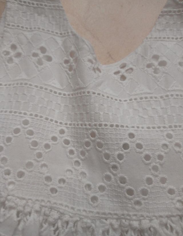 Vestido blanco niña - bordado