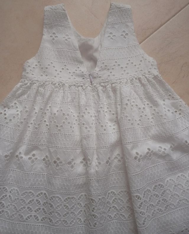 Vestido blanco niña - bordado