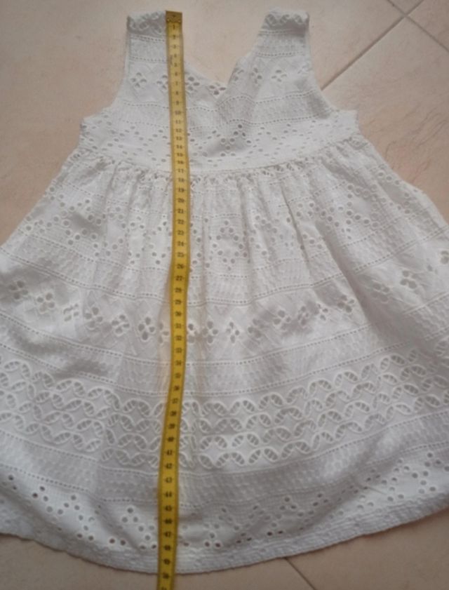 Vestido blanco niña - bordado