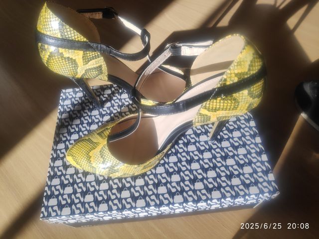 Tacones serpiente - Talla 39