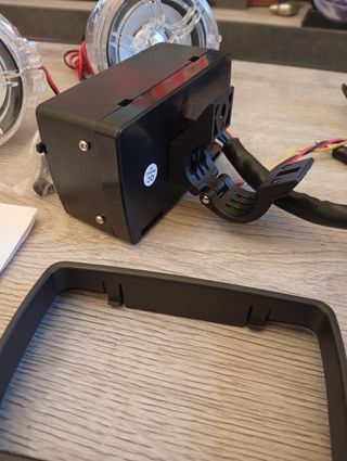 Radio para Moto o patín, Bluetooth, USB, Anti-robo