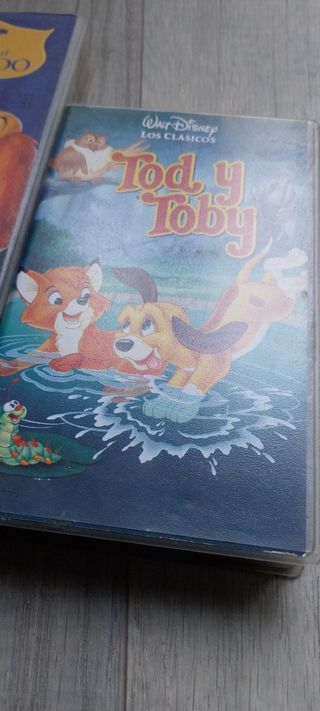 VHS Disney: La Dama y el Vagabundo + Tod y Toby