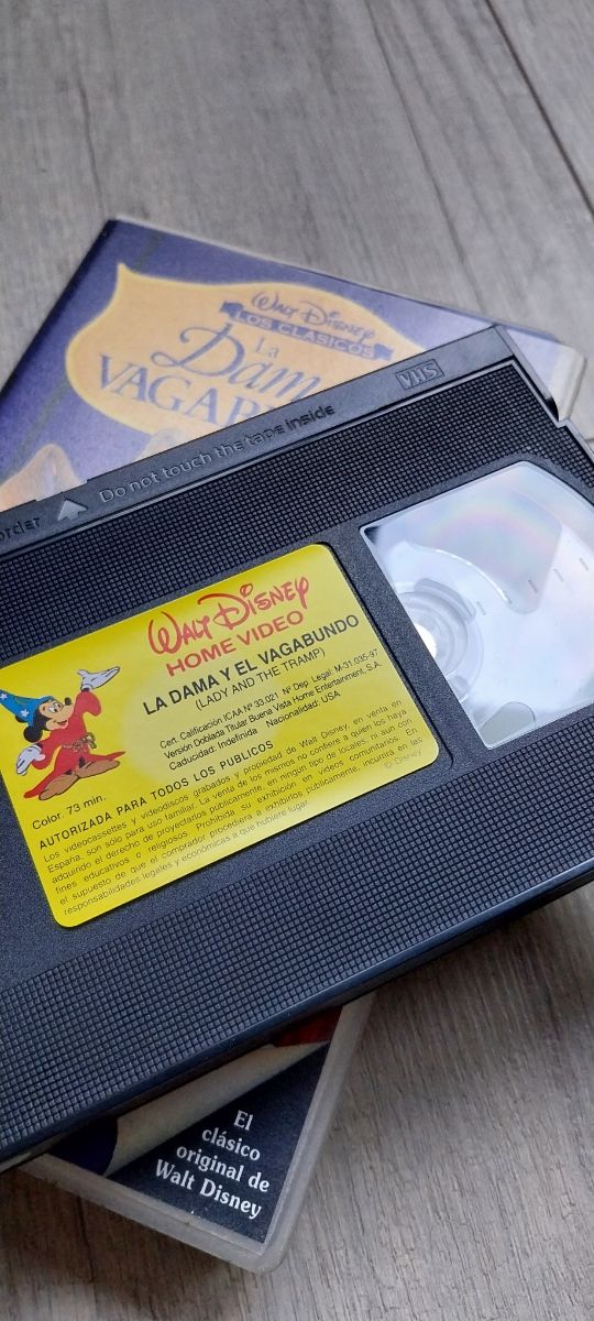 VHS Disney: La Dama y el Vagabundo + Tod y Toby