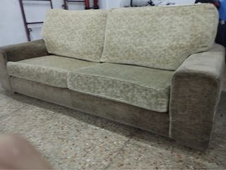 Sofá 3 plazas beige y marrón