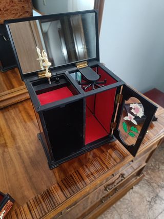 Joyero Vintage con Reloj