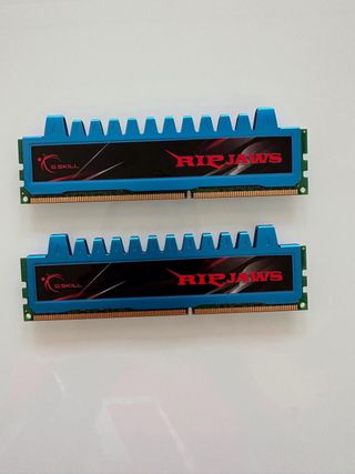 RAM G.Skill Ripjaws DDR3 4GB