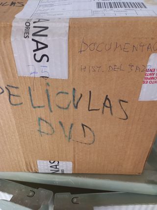 75 DVDs: Películas & Documentales