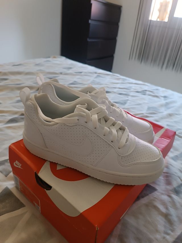 Zapatillas Nike blancas