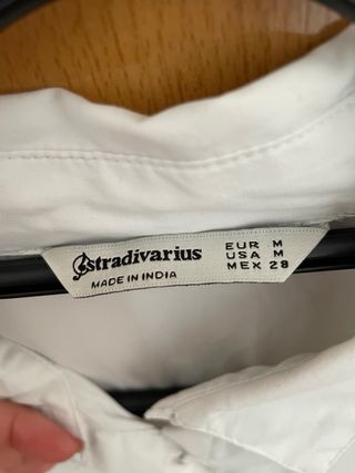 Blusa blanca Stradivarius - Talla M