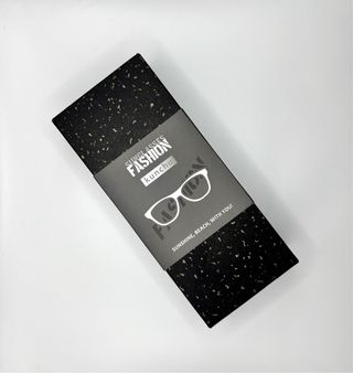 Gafas de sol para mujer del color marrón