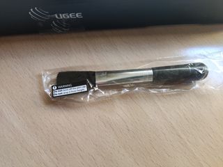 UGEE M708 - Tableta gráfica negra