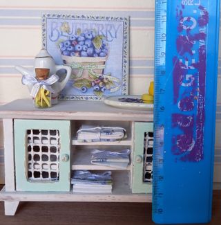 Mobile in miniatura shabby chic