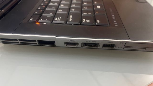 Portátil Dell Latitude - Negro