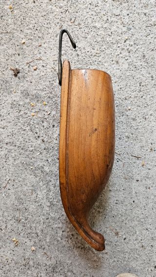 Portacote antico in legno