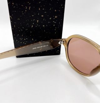 Gafas de sol del color beige-marrón