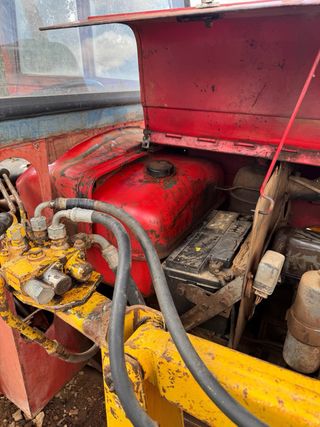 Tractor Ebro 160E antiguo