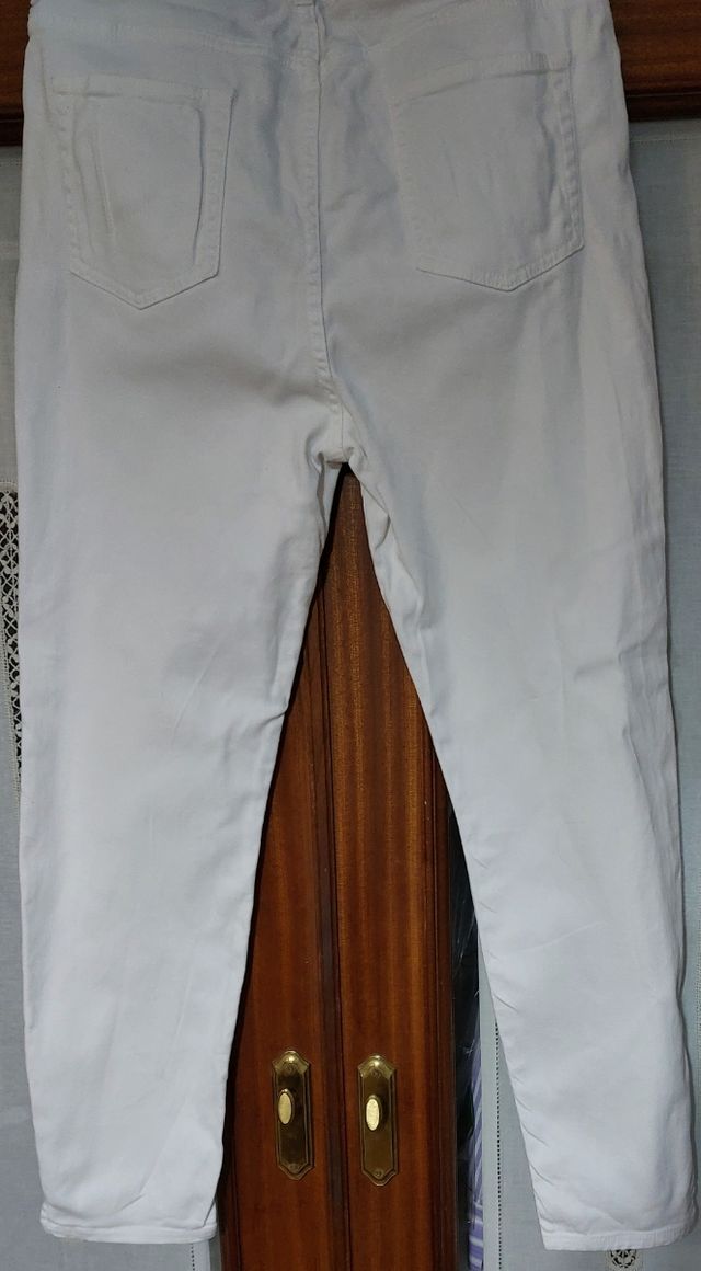 Pantalones Purificación García blancos talla 42