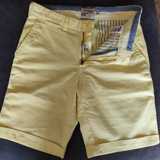 OFERTA. Pantalones cortos y largos de marca.