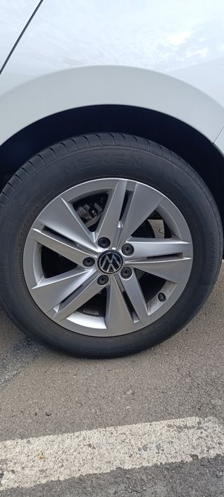 Llantas Golf MK8 - 16" con neumáticos