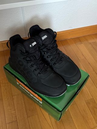 Botas seguridad CoverGuard - Negras