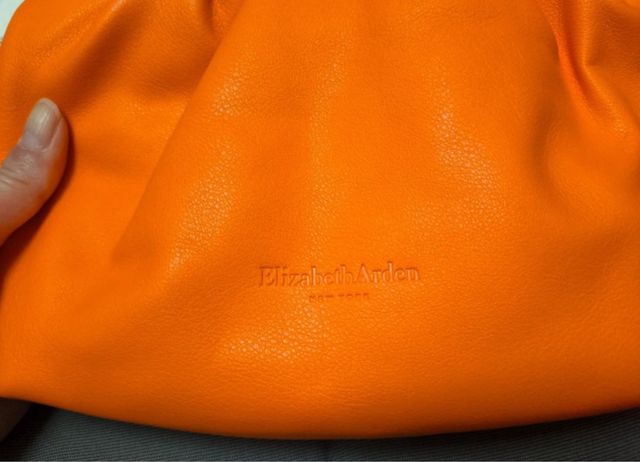 Bolso y Set Elizabeth Arden